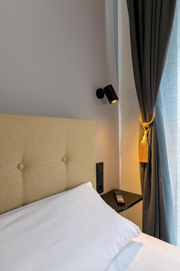Nikii City Hotel Leverkusen Exterior photo